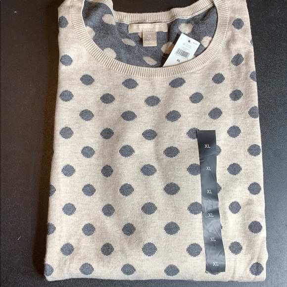 Sweater - Picture 2 of 3